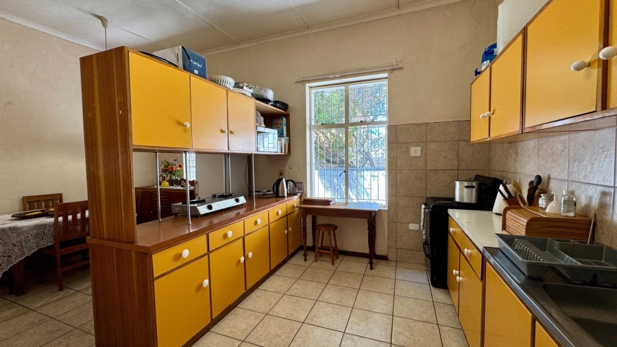 4 Bedroom Property for Sale in Lochnerhof Western Cape